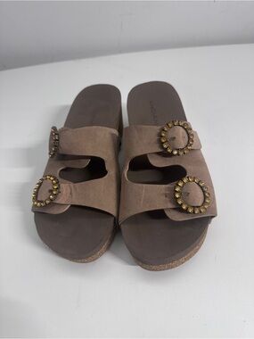 Andiamo Women’s 5.5M Taupe Rhinestone Buckle Cork Wedge Slide Sandals